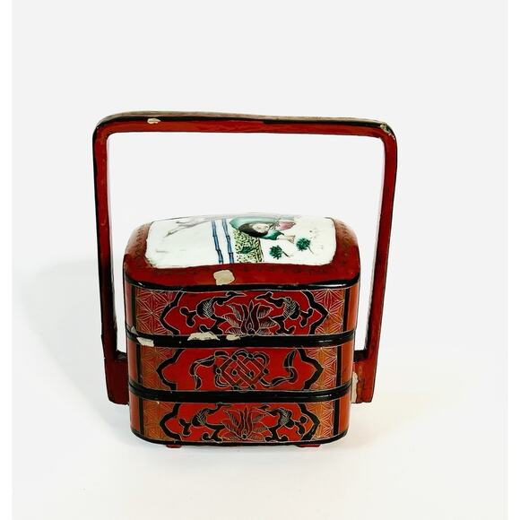 VTG Chinese Red Lacquered Wedding Basket Lunch Box Porcelain Plaque Top READ - Picture 2 of 9